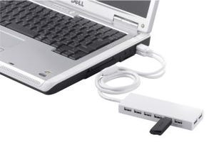 バッファロー、USBケーブル×2本で大容量給電が可能な8ポートUSBハブ