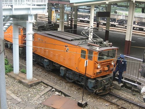 富山県の黒部峡谷鉄道 気温上昇で全線営業運転開始日を繰り上げ マイナビニュース