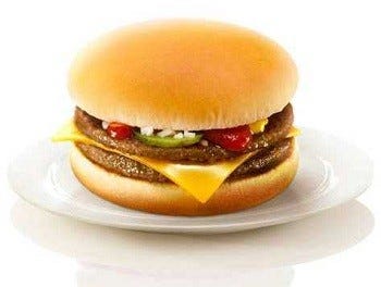 マクドナルド ハンバーガー を100円から1円に値上げなど価格改定 マイナビニュース