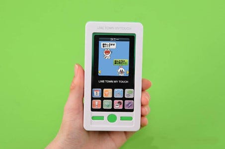 LINEごっこができる「スマホ型玩具」発売 - 近距離通信でスタンプも