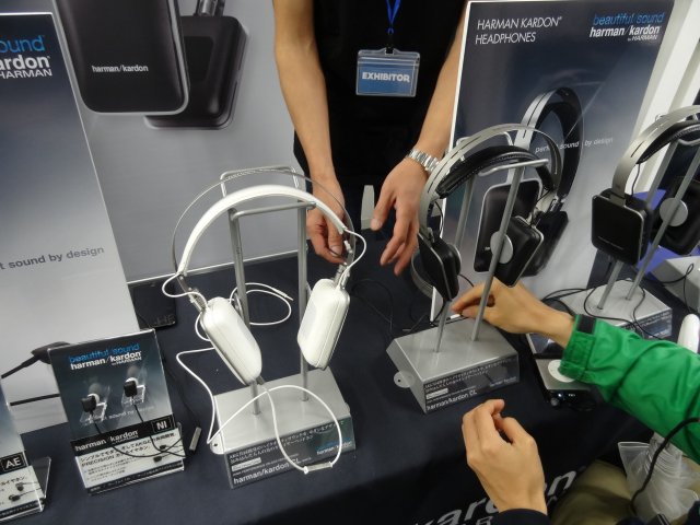 harman kardon セール ヘッドホン クッション