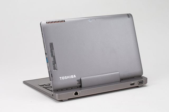 紙のような書き心地」を目指した最新デタッチャブルUltrabook - 東芝「dynabook V713/28J」をじっくり観察する |  マイナビニュース