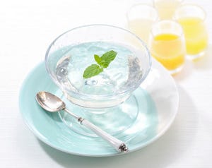 北海道天然水で作る夏季限定とろける「水のゼリー」- 銀座コージーコーナー