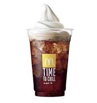 マクドナルド初のフロート飲料 コーラとコーヒーの マックフロート 登場 マイナビニュース