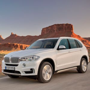 BMW、新型「X5」をドイツ本国で発表 - 軽量化や空気抵抗低減で燃費が向上