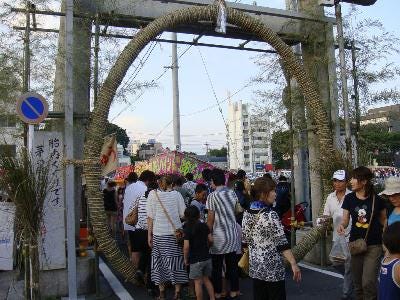 埼玉県熊谷市で4mもの茅の輪をくぐる 胎内くぐり 開催 マイナビニュース