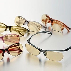 ブルーライトを集中的にカット - 超吸収・高スペックタイプの対策メガネ