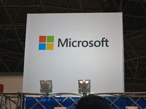 日本マイクロソフトのC84出展ブースを体験してみた - 「窓辺ゆう」との2ショットも!
