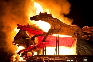 青森県つがる市で新田開発に尽くした馬の霊を慰める「馬市まつり」開催