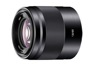 ソニー、手ブレ補正機構搭載の50mm単焦点レンズにブラックモデルを追加