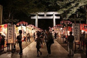 東京都府中市の大國魂神社で「秋季祭・くり祭」開催 -260本の行灯が灯る