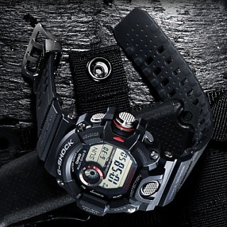 G-SHOCK「Master of G」に待望の新作 - トリプルセンサー搭載「RANGEMAN」