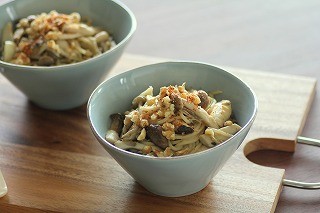 菌活に最適! 3種類のキノコを使った秋らしい和風スパゲッティのつくり方