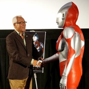 ハヤタ隊員とウルトラマンが東京国際映画祭で47年ぶりの再会 - 円谷プロ会見