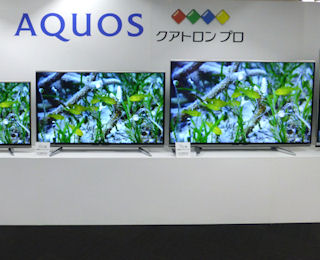 シャープ、フルHDパネルで4K相当の描写を実現する「AQUOSクアトロン プロ」