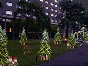 プリンスホテル、"北欧のクリスマス"イベントを開催 -イルミやお菓子の家