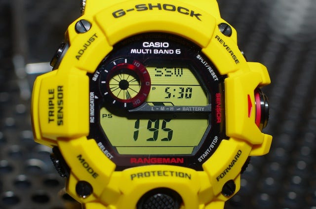 写真で見る! - G-SHOCK 30周年記念モデル第4弾「Lightning Yellow」 | マイナビニュース