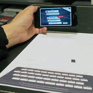 紙をキーボードにするiPhoneアプリ「Paper Keyboard」、もっと快適に使うための方法を探った