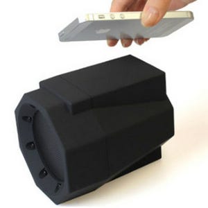 レトロ×シンプルなスマホ向け「タッチスピーカー BOOMBOX」が発売