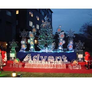 東京都・高輪に、高さ約2.2m幅約5.5mの巨大クリスマス氷彫刻が登場!