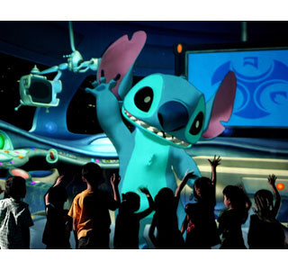 東京ディズニーランドにリロ&スティッチのアトラクション! 交信
