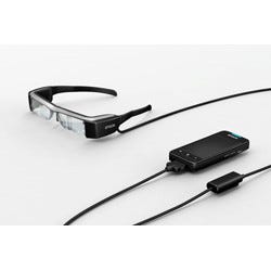 エプソン、Google Glassのように使える新型ヘッドマウントディスプレイ発表