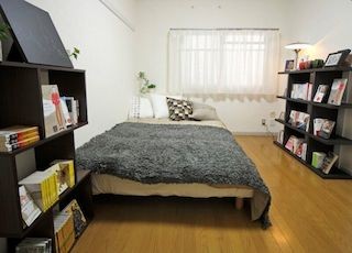 TSUTAYAとUR賃貸住宅がモデルルームを企画 -本やCDを部屋に配置