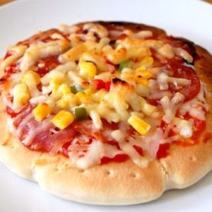 魚焼きグリルでピザを焼いたら……ピザ釜で焼いたみたいに旨い!!