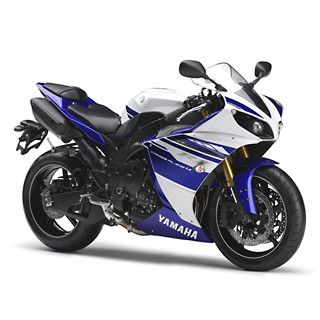 ヤマハ、「TMAX530」「YZF-R1」「FZ1 FAZER」の2014年モデルを発売