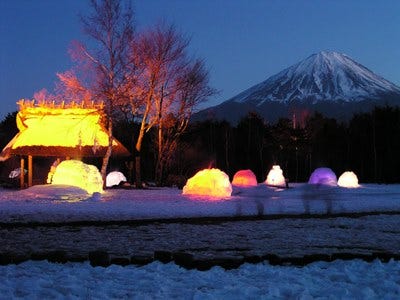 高さ約10mの樹氷を展示する 西湖樹氷まつり 開催 マイナビニュース