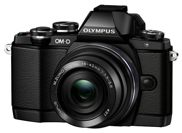 オリンパス、エントリー機ながらEVF搭載のミラーレス一眼「OM-D E-M10」 | マイナビニュース