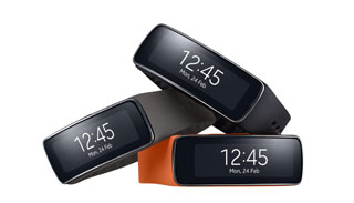 Samsung、フィットネス向けスマートウォッチ「Gear Fit」発表