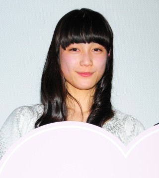 中村ゆりか、理想の男性像は「無口で探りどころのある人」