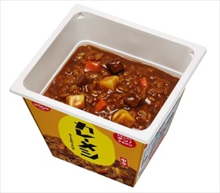 日清食品、ルゥでもレトルトでもない「カレーメシ」発売 -電子レンジで調理