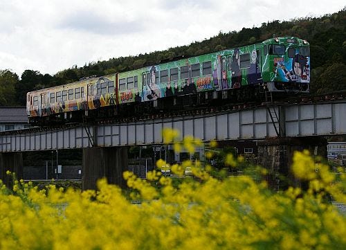 Jr西日本 Naruto ナルト 列車 3 30岡山 津山間の運行がラストランに マイナビニュース