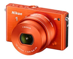 ニコン、シャッター前後20枚から残す画像を選べるミラーレス「Nikon 1 J4」