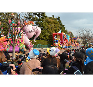 東京ディズニーランドの混雑はアプリで解決!　いますぐ使いたいアプリ3選