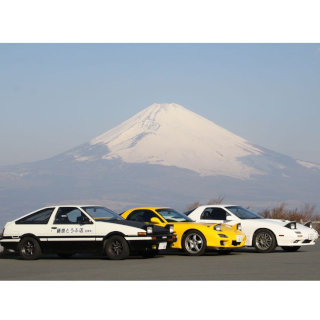 『頭文字D』に登場したスポーツカー「トレノ」「RX-7」レンタルで乗り比べ!