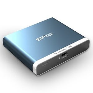 シリコンパワー、Thunderbolt接続のポータブルSSDにブルーの240GBモデル