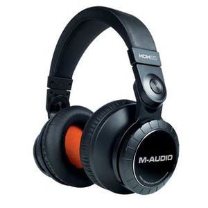 M-AUDIO、スタジオモニタリング向けのヘッドホン「HDH50」