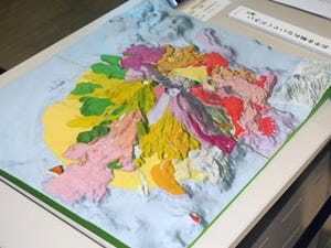 「地理院地図 3D」は東日本大震災がきっかけ - 国土地理院、3D地図データを災害対策に役立てる試みなど紹介