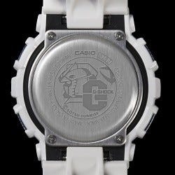 ガンダムの姿がそのままg Shockに コラボ第二弾 G Shock Gundam マイナビニュース