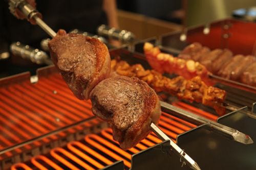 東京都中野区にブラジルの肉料理 シュラスコ 食べ放題の店舗がオープン マイナビニュース