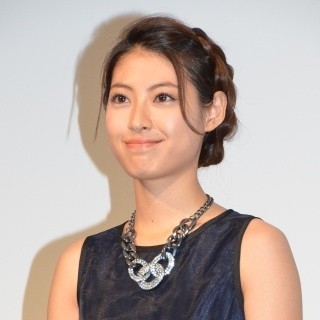 瀧本美織、行定演出"娼婦役"で舞台デビュー! 「翻弄する魅力」の追求に意欲