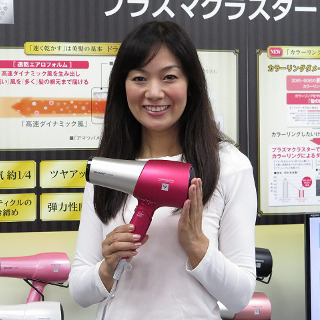 シャープ、ただ乾かすだけじゃないヘアケア家電 - キューティクルを