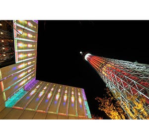 東京都・東京スカイツリータウンが限定ライティングなどでクリスマス一色に