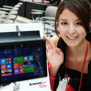 レノボ、「YOGA Tablet 2」を発表 - タブレットが生活に合わせた4つのスタイルに変化