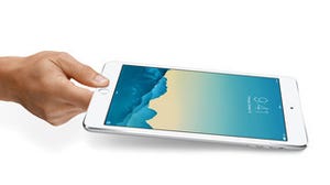 アップル、TouchIDを搭載した7.9"タブレット「iPad mini 3」を発表