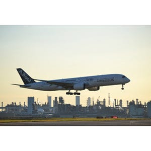 エアバスの最新機"A350XWB"が日本に初飛来! ボーイング787を迎え撃つ性能 - 写真50枚