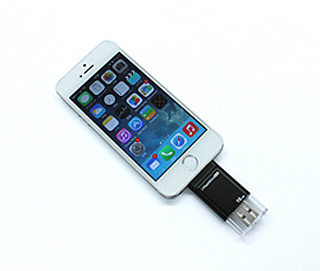 アップルMFi認定のLightning端子付きUSBメモリ「i-FlashDrive EVO」